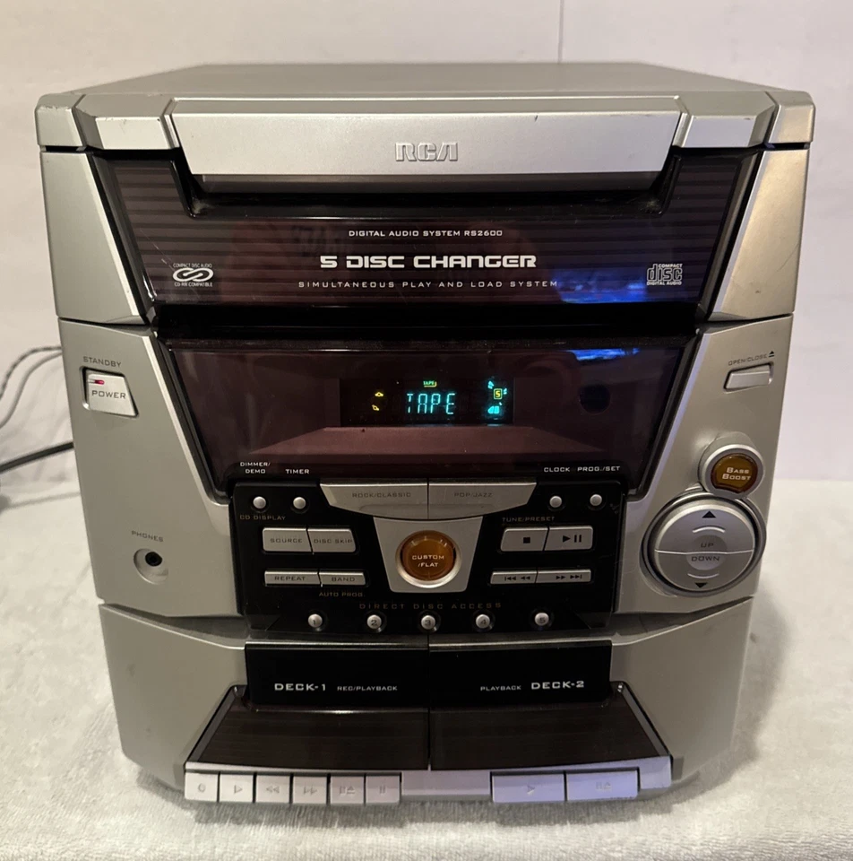 RCA RS2600 Digital Audio 5 Disc CD Dual Cassette Base Only 2002 Vintage Read - Image 1 of 4