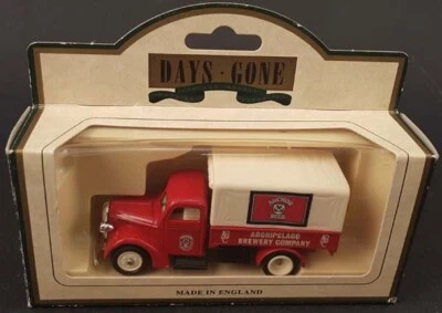 LLEDO Days Gone 70000 1939 Ford Canvas-Back Truck ANCHOR BEER die cast MINT - Immagine 1 di 3