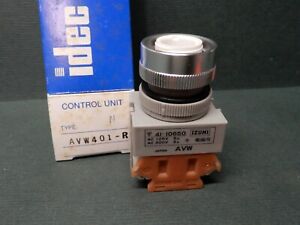 IDEC AVW401-R Control Unit Missing Operator Switch is NOS