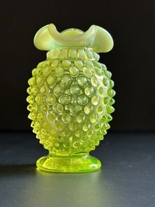 Fenton Vaseline Hobnail Topaz Opalescent Glass Flower Bud Vase 1940s Vtg #3855 - Picture 1 of 24