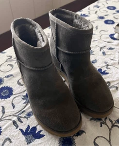 UGG Mini stivali donna classici donna verde salvia zeppa misura 5,5 - Foto 1 di 7