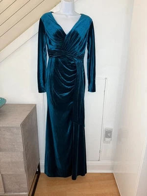 NWT ELEGANT Teal Velvet Long-Sleeve Full-length Gown Dress, SIZE XS-S - Image 1 of 4