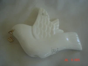 DEPT. 56 Vintage WEISSE PORZELLAN TAUBE ORNAMENT mit GOLDSCHNABEL & GOLDHERZ Taiwan - Bild 1 von 6