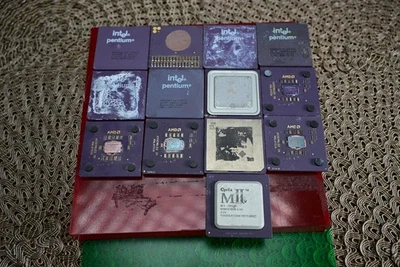 Per recupero oro 13 CPU, ceramica, vintage, non testato. Intel, Amd, Cyrix - Immagine 1 di 4