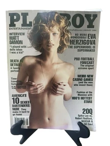 Playboy August 2004 w Centerfold - Matt Damon Spike Lee Robert Redford 50 Cent - Imagen 1 de 3