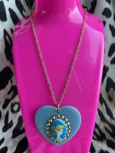 Tarina Tarantino Vintage Barbie Classic Circa 1959 Lucite Heart Cameo Necklace - Picture 1 of 6