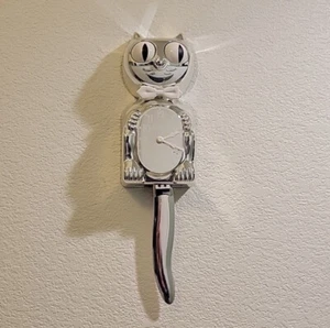 Millennium Kit-Cat Klock Rarest Kit Cat clock Chrome - Picture 1 of 6