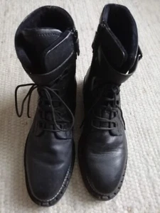 Tamaris Boots Stiefel Stiefellette ~ leicht gefüttert ~  schwarz - Gr. 41 - Bild 1 von 3