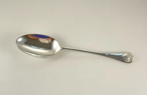 Cucchiaino Stieff Williamsburg Shell argento sterling - 6" - senza monogramma - Foto 1 di 4