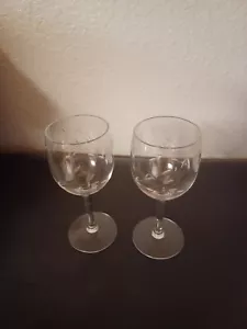Vtg Crystal Wine Glass Set of 2 5 oz- 6" h x 21/2" d Clear Floral - Picture 1 of 5