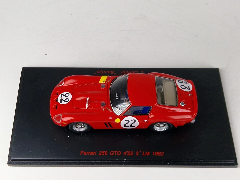 1:43 Redline Spark - Ferrari - 250 GTO 3.0L V12 #22 Le Mans 1962 RL121 - Image 1 of 4