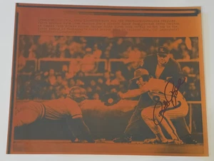 1980 PETE ROSE Signed Original Press Photo-REDS-PHILADELPHIA PHILLIES-JSA - Picture 1 of 9