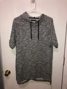 NWT Ocean Current Mens Medium ? Colton Hoodie Space Dye Short Sleeve Shirt - Picture 1 of 3