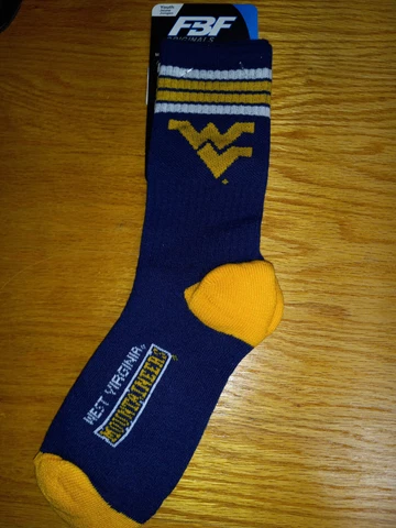 🌄West Virginia Mountaineers NCAA For Bare Feet YOUTH 4 Stripe Socks🌄 Cover