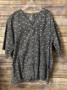 Vintage Futures Black & White Floral Print Top Size 2X Button Front NWT - Picture 1 of 6