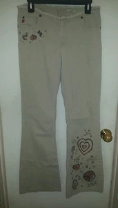 Pantalones de mezclilla MUDD Junior talla 9 con fondo de campana con decoraciones - Imagen 1 de 6