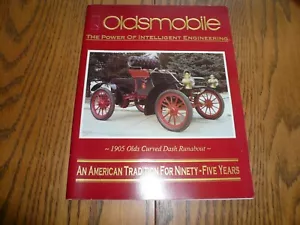 Libro del 95 aniversario de Oldsmobile - original - Imagen 1 de 7