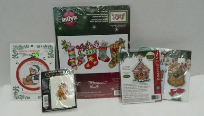 LOT 5 CHRISTMAS CROSS STITCH KITS JANLYN DIMENSIONS - Image 1 of 4