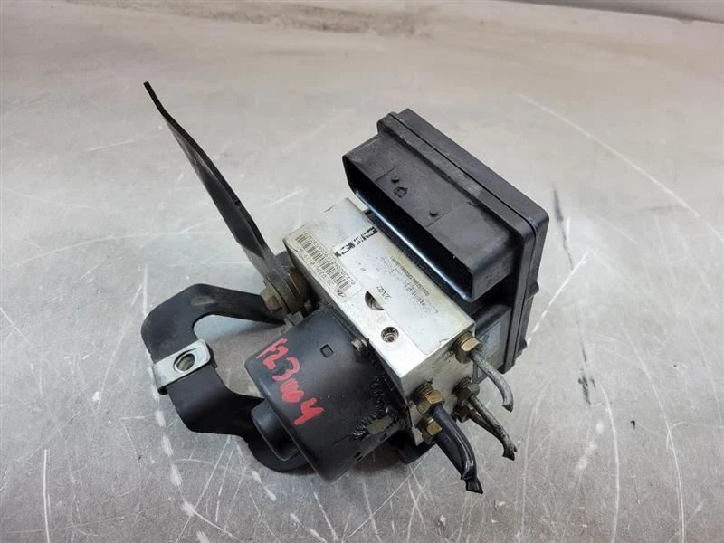 Ford Expedition 2005 2006 módulo de bomba ABS + motor con control de estabilidad Foto 1 de 4