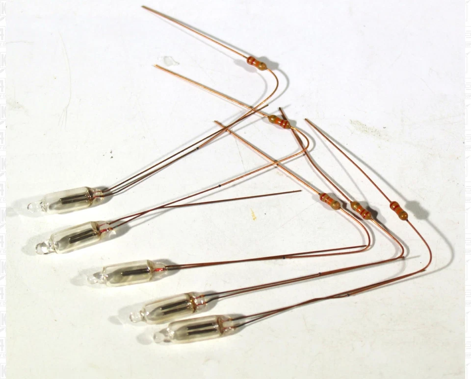 Lote de 6 lámparas de neón con resistencia de lastre para 90-120 voltios 6 mm X 21 mm Foto 1 de 1