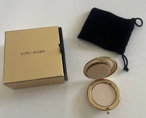 NIB Estee Lauder Slim Compact ENGRAVED"ISABEL" Lucidity 06 Transparent - Picture 1 of 5