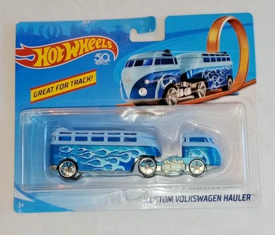 Camión de transporte Volkswagen Hot Wheels Track Stars personalizado, nuevo, sellado de fábrica. Foto 1 de 4