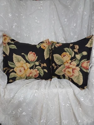 Juego de 2 fundas de almohada personalizadas Ralph Lauren Charleston tejido floral y mimbre 15x15 Foto 1 de 2