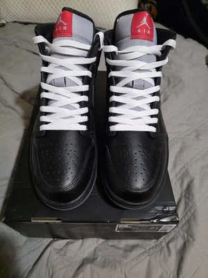 Tênis Nike Air Jordan 1 Mid SE preto branco cinza lobo HV5177-010 masculino tamanho 12 novo - Imagem 1 de 4