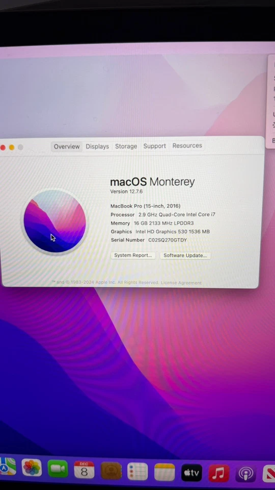 Apple MacBook Pro 15" MLH32LL/A i7 2016 2,9 GHz/16 GB/256 GB SSD/Radeon Pro 450 2 GB Foto 1 de 4