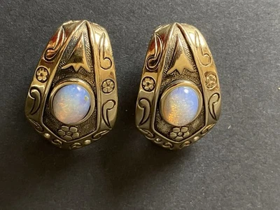 Pierre Lang: Tolle goldfarbene Ohrringe/Ohrclips mit Opal-Imitaten, Vintage - Bild 1 von 4