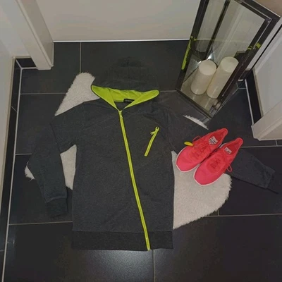 Sweatjacke M 38 40 gefüttert grau neon Sweatpulli TopZustand - Bild 1 von 4