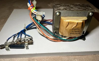 KODAK Pageant 250s Sound Projector 16mm Film Home Movie Transformer WATCH VIDE0 - Image 1 of 4