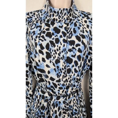 Abrigo Susan Graver Azul Negro LK Fusión Estampado Animal Manga Larga Corbata Cintura Pequeño Foto 1 de 4