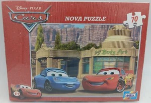 MIKA Puzzle Lightning McQueen und Sally Disney Cars 70 Teile PIXAR NEU Rennwagen - Picture 1 of 2