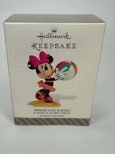 Hallmark Keepsake Ornament - Minnie ha una palla - Un anno di magia Disney - 2014 - Foto 1 di 2