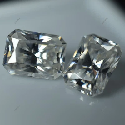 2 Pcs Moissanite VVS1 D Color CERTIFIED Pair Loose Gemstone 4x6 MM Radiant Cut - Image 1 of 4