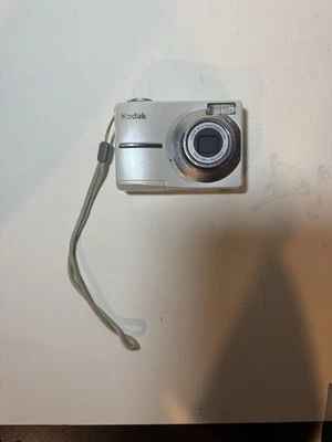 Kodak Easyshare c613 6.2MP Camera - Image 1 of 4