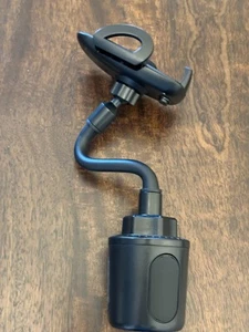 Cup Holder Phone Mount/ Center console cover/ 12v USB Port/ Charging cables - Photo 1 sur 8