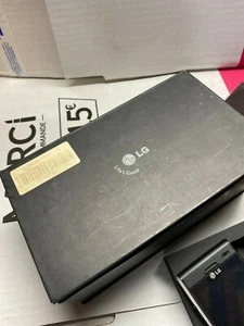 LG KF750 SFR Mobile Phone Old Stock Rare collectors MOBILE PHONE GSM Cell - Photo 1 sur 5