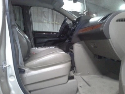 Medidor de velocímetro usado se adapta a: Chrysler Town & Country 2014 120 mph con información del vehículo Foto 1 de 4