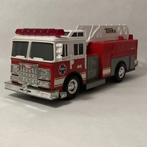 Tonka Feuerwehrauto TKFD #46 macht Geräusche & Lichter blinken Feuerwehr - Bild 1 von 12