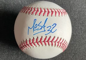 VICTOR VICTOR MESA AUTÉNTICO AUTOGRAFIADO “Manfred” ROMLB MARLINS PROSPECTO CUBANO - Imagen 1 de 8