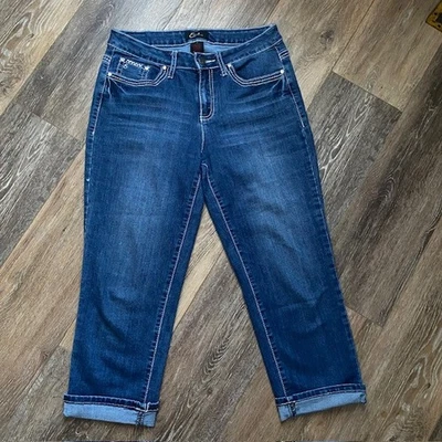 Pantalones de mezclilla Earl Jeans para mujer tiro medio con puños dobladillo azul capri talla 8, cintura 30 Foto 1 de 4