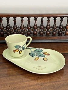 Vintage Rare Carlton ware Australian Design Cup & Biscuit/tennis Plate / Saucer - Picture 1 of 19