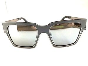 Nuevas gafas de sol para hombre WILL.I.AM WA 502S03 54 mm grises espejadas - Imagen 1 de 4