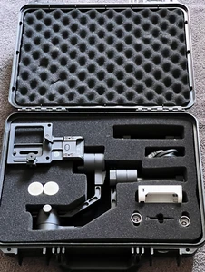 Zhiyun Crane V2 3-axis Handheld Stabilizer Gimbal - Black - Picture 1 of 11