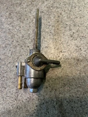 Honda CB350 CB360 CL350 CB450 CL450 SL350 CB77 Petcock - Image 1 of 4