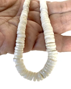 Vintage Graduated White Carved Shell Beaded Necklace, 18 inches Long - Picture 1 of 7