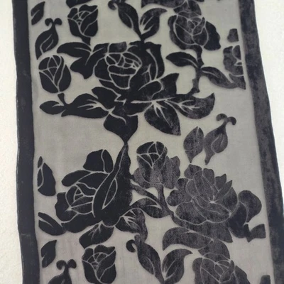 Cachecol Cejon Burnout veludo e seda chiffon floral preto 60 x 13 - Imagem 1 de 4