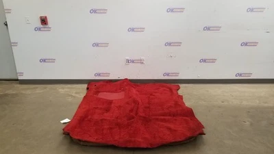 1977 CADILLAC ELDORADO BIARRITZ INTERIOR CARPET RED Foto 1 de 4